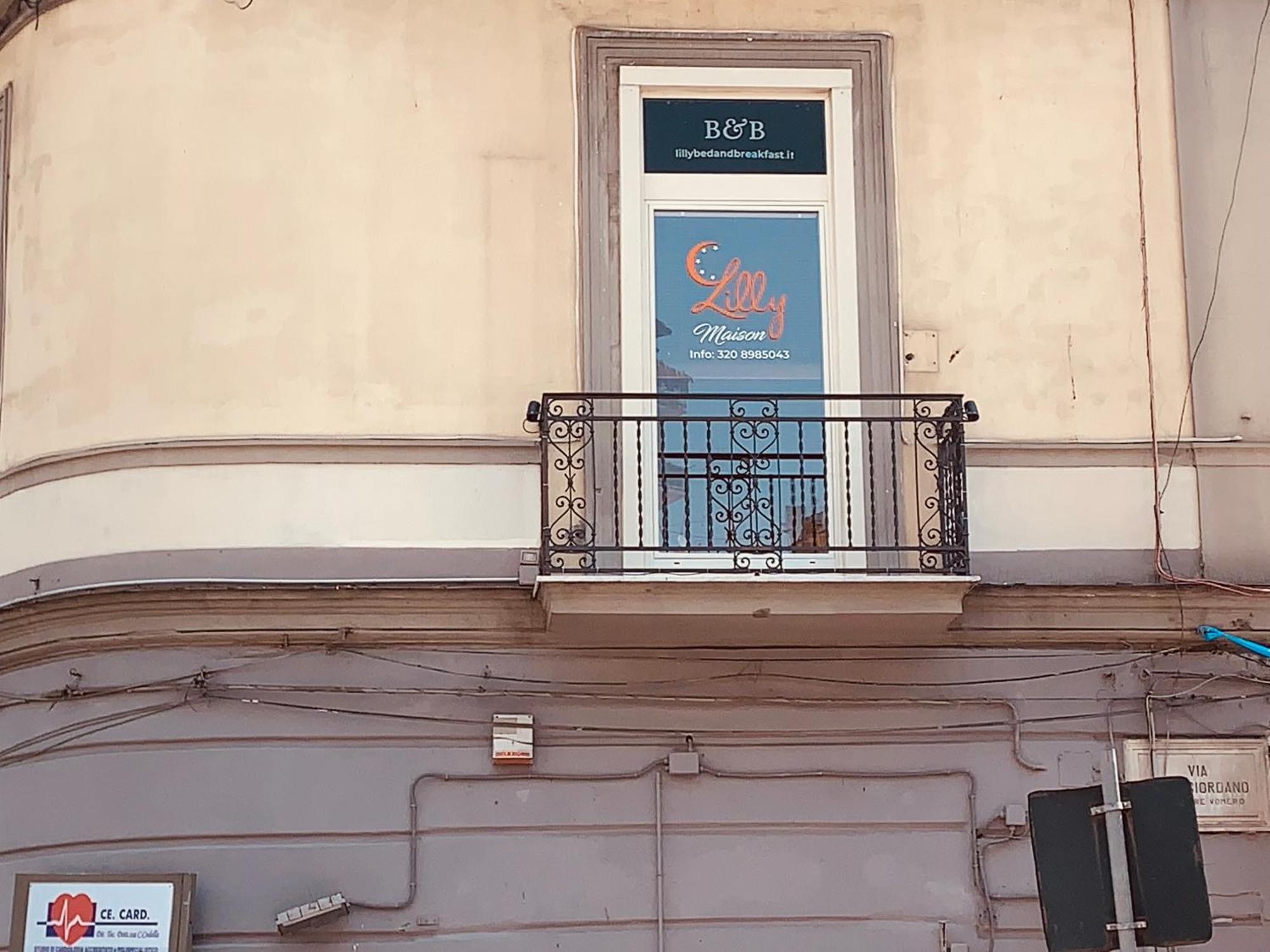 Maison Lilly Неаполь Екстер'єр фото